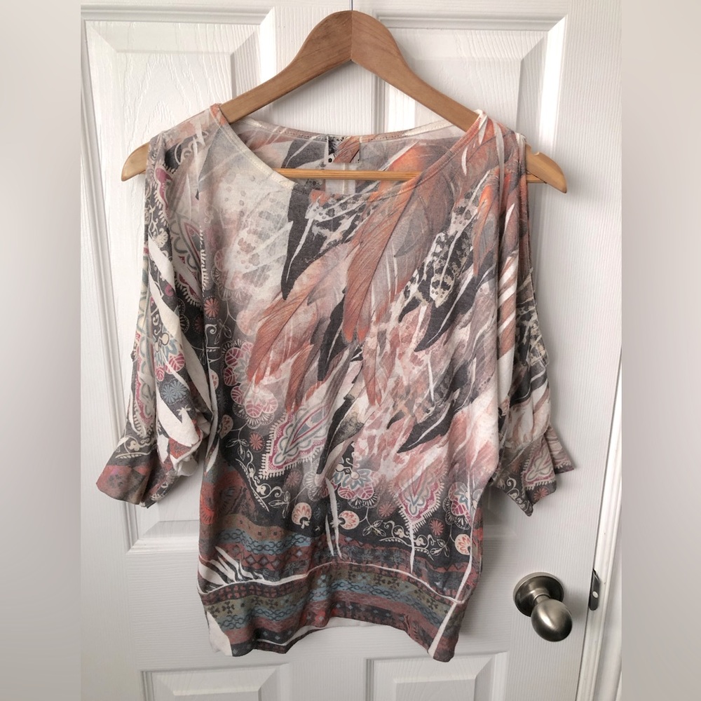 Beautiful Cold Shoulder Feather Sweater 🪶